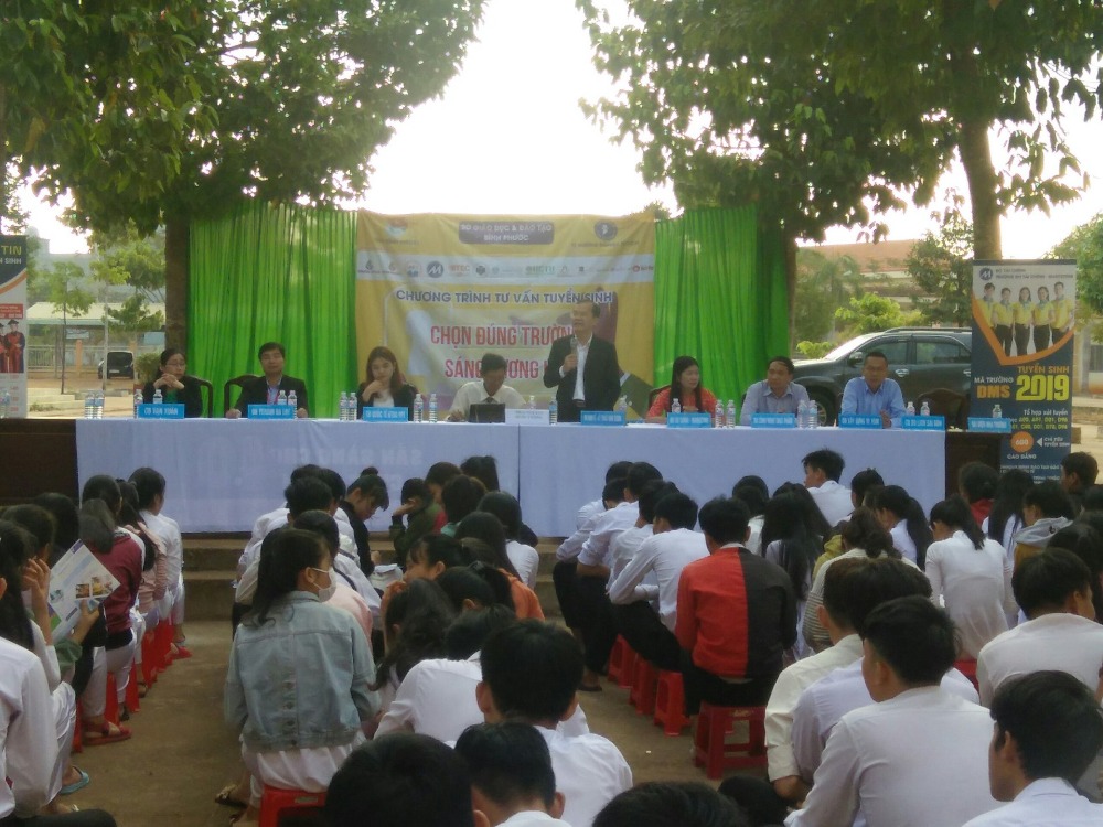 Tư vấn tuyển sinh tại tỉnh Bình Phước