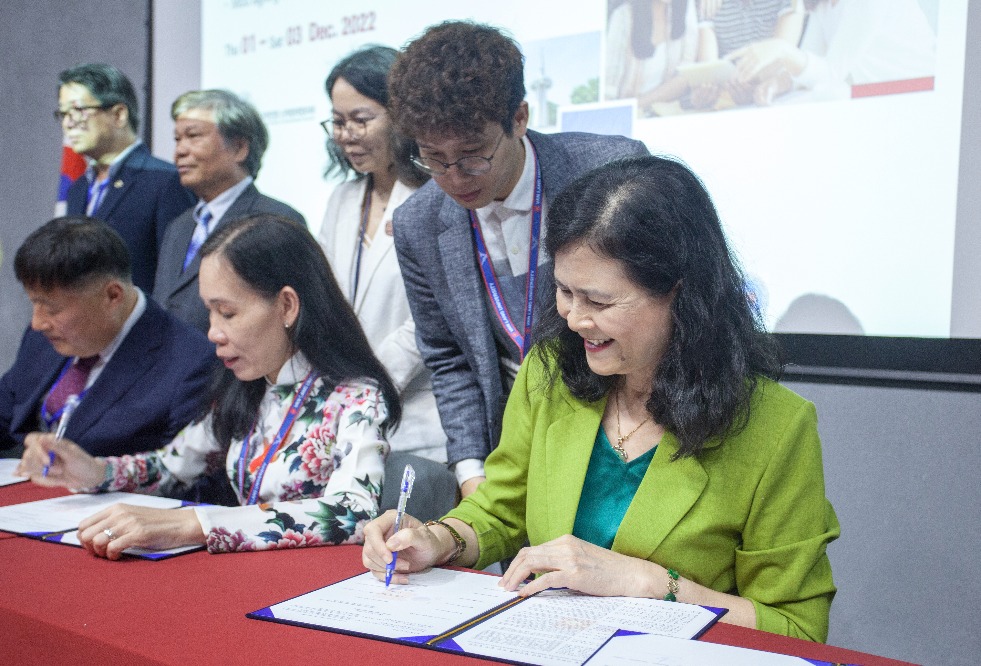 BETU ký kết thỏa thuận hợp tác với các trường đại học và khu công nghiệp Daejeon (Hàn Quốc)
