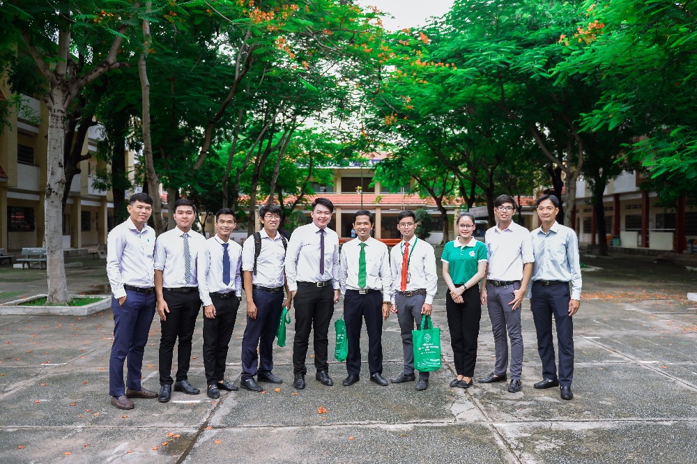 Đoàn tư vấn hướng nghiệp tuyển sinh BETU tại trường THPT Nguyễn Trãi (TP.Thuận An)